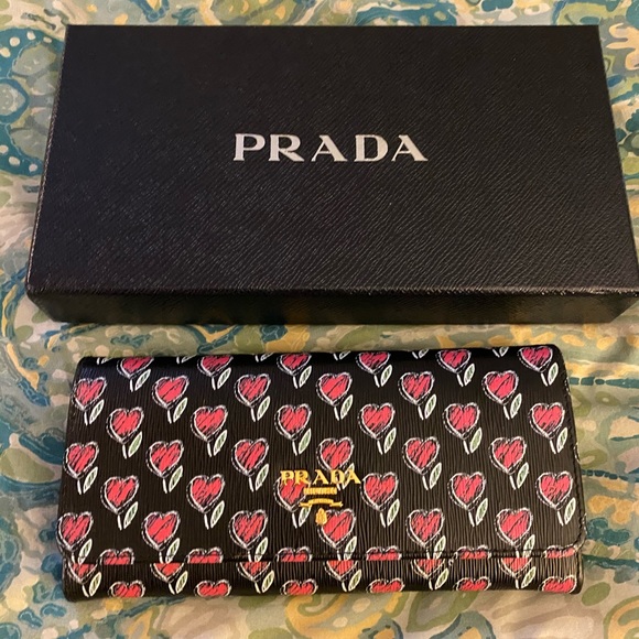 Prada Handbags - NWT Prada Vitello Move Leather Snap Wallet